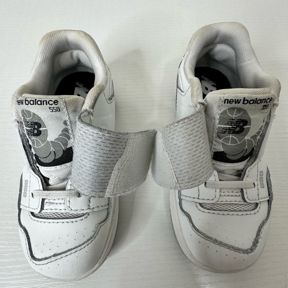 New Balance Kids’ 550 Sneaker Size 9 - Picture 8 of 11